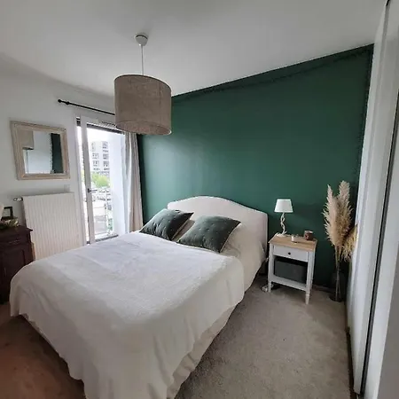 Apartman Gerland T2 Standing - Balcon - Parking Prive Souterrain